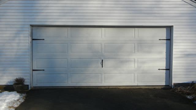Adding Garage Door Accents