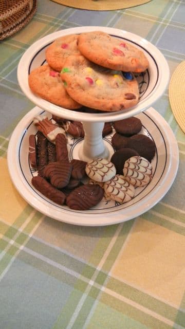 Candlestick Dessert Tray