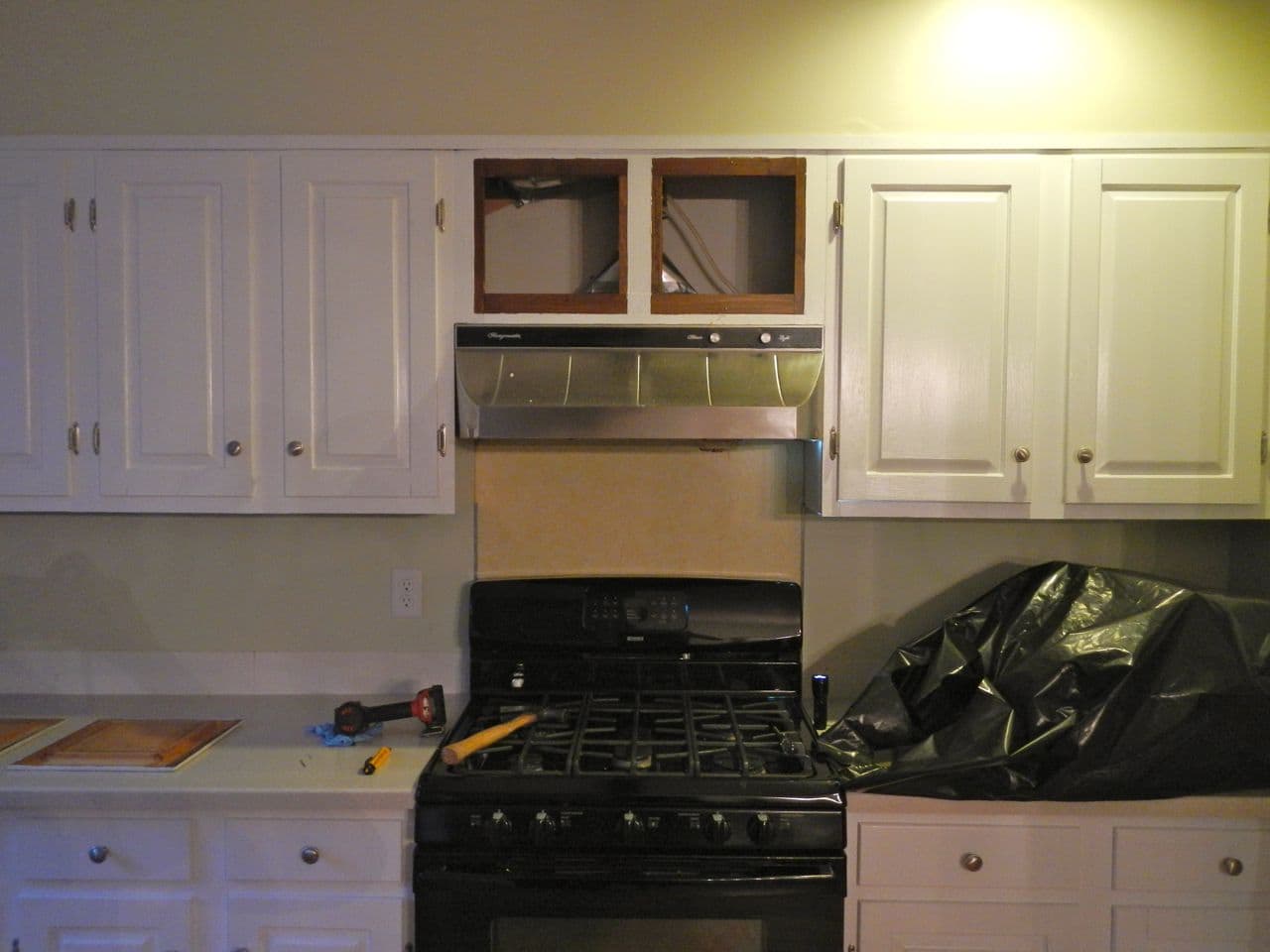 Removing A Range Hood