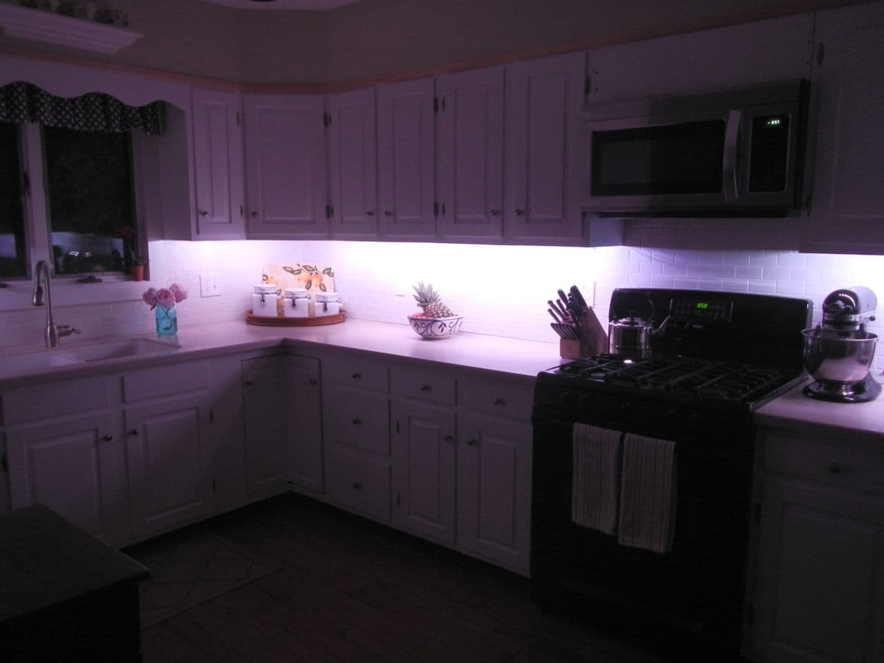 Under Cabinet LED