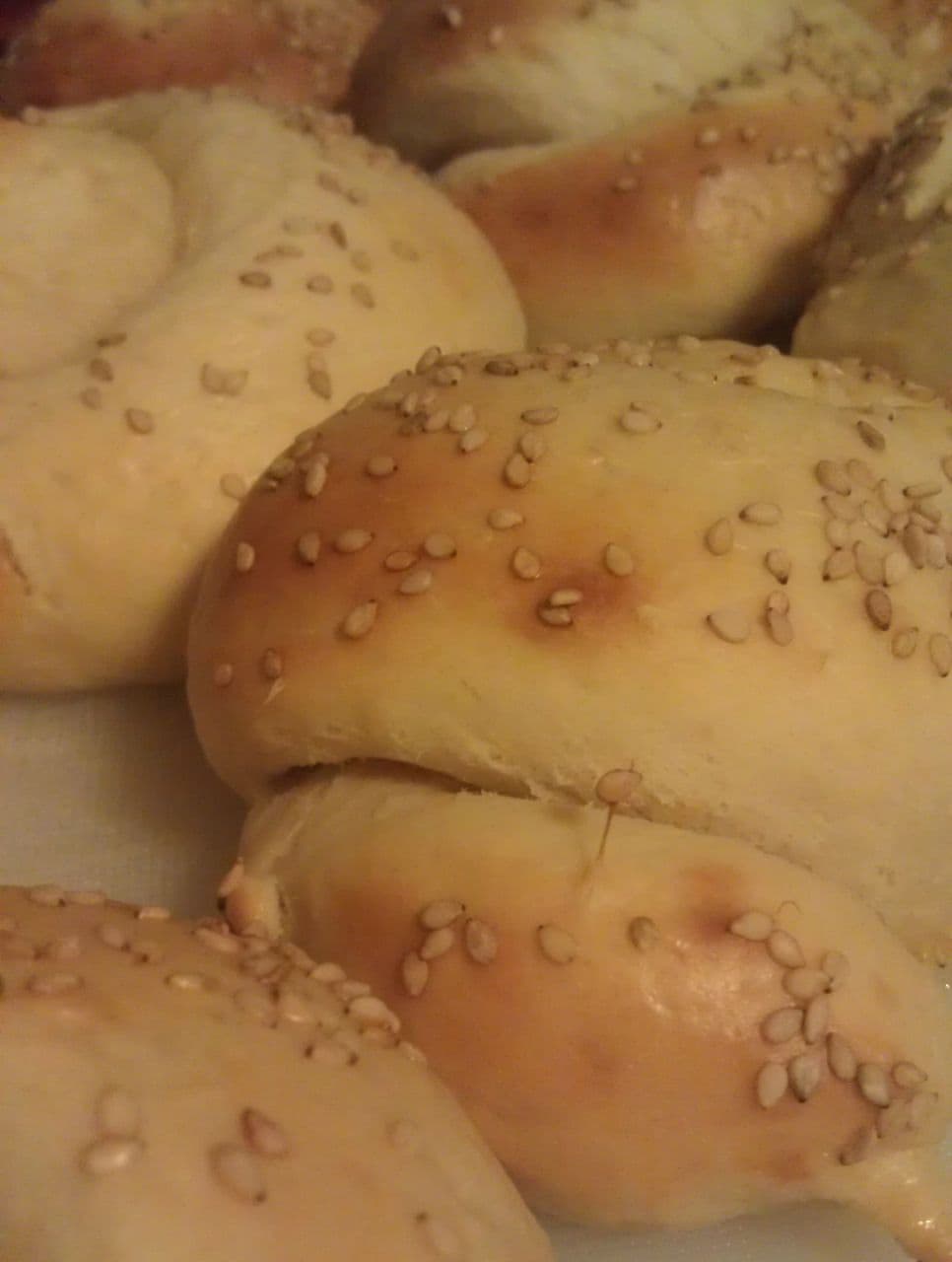 Knotted Dinner Rolls