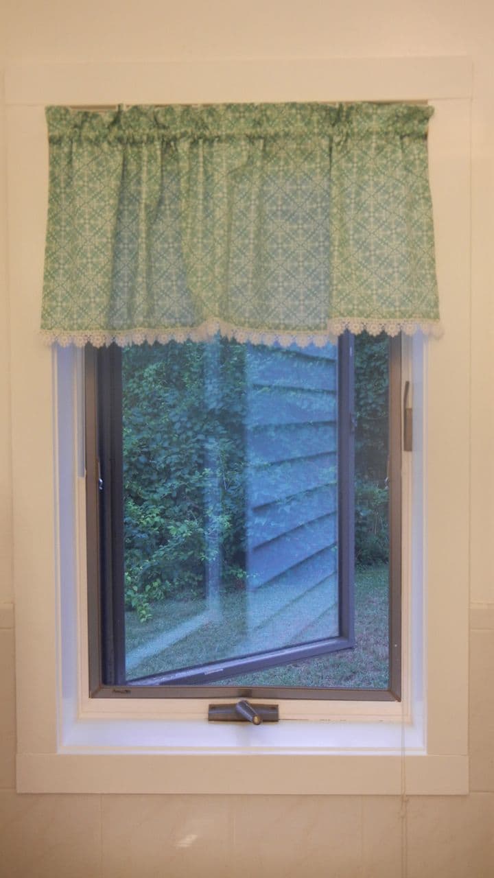 Bathroom Valance