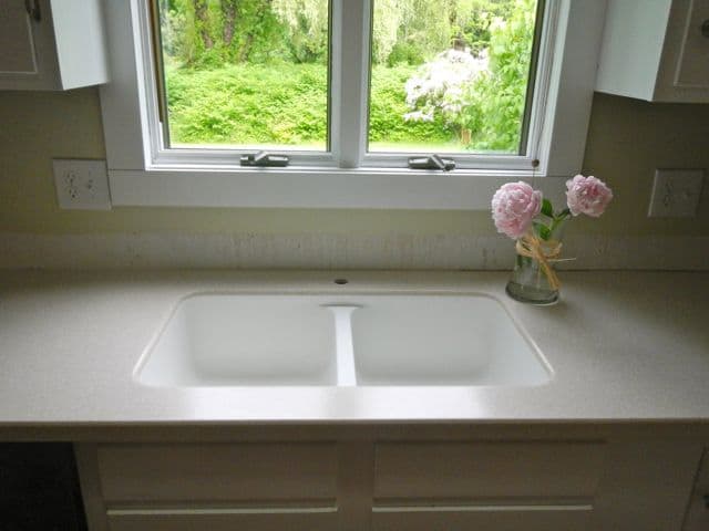 LG Hi-Macs Sink